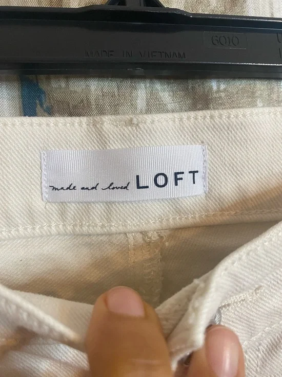 LOFT Off-White Straight-Crop Jeans - Picture 3 of 7